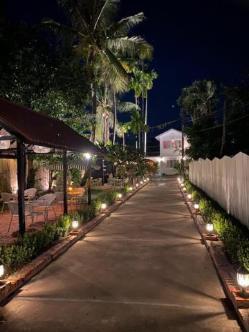 Fides Boutique Hotel Luang Prabang Exterior photo